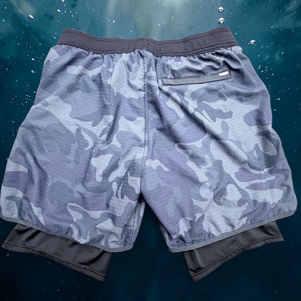 Vuori Stockton Shorts Mens Large Blue Camo Grid 2-in-1 Lined Athletic V346